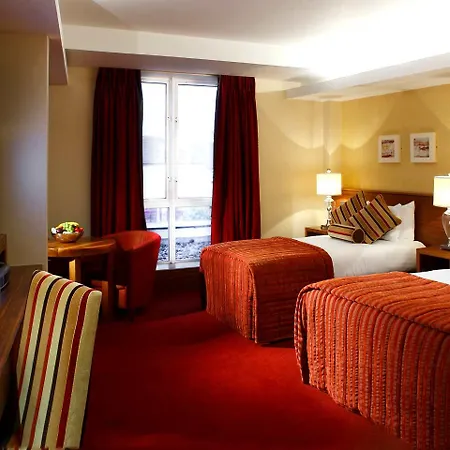 Hotel Court