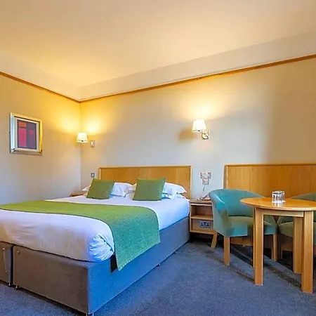 Court Hotel