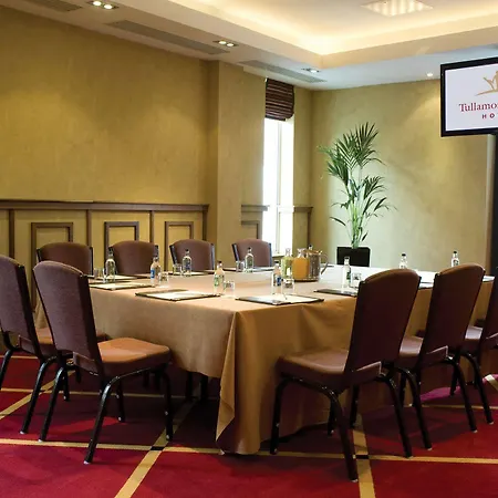Court Hotel 4*