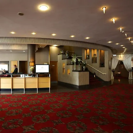 Hotel Court 4*