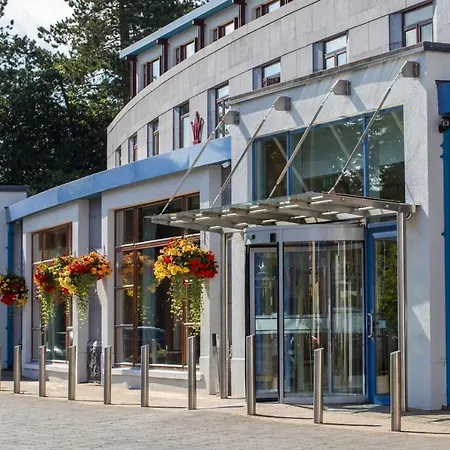 Hotel Court 4*