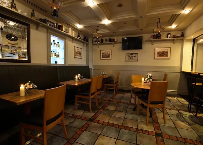 Court Талламор